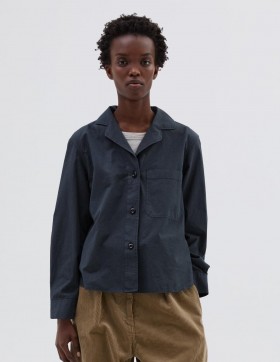  Camisa Mhl. com colarinho aberto na cor asfalto | Camisas femininas Margaret Howell