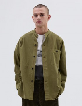 Chemise oversize sans col vert olive | Chemises Margaret Howell pour hommes